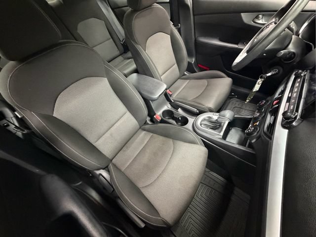 Used 2023 Kia Forte LXS FWD image 23