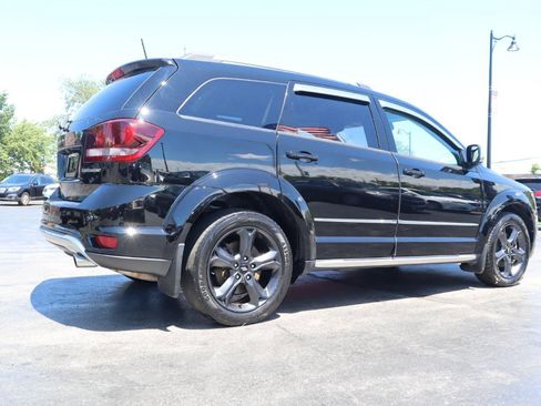 Used 2018 Dodge Journey Crossroad w/ Nav & Sun Group FWD image 5
