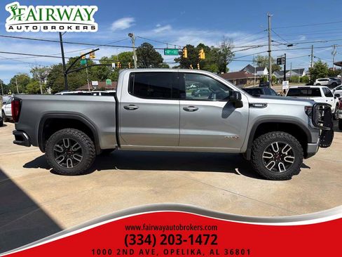 Used 2026 GMC Sierra 1500 AT4 w/ AT4 Premium Package AWD/4WD image 5