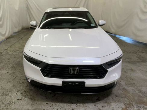 Used 2024 Honda Accord EX image 3