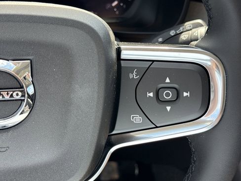 New 2026 Volvo XC40 B5 Plus w/ Protection Package Premier image 23