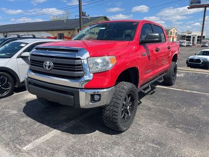 Used 2015 Toyota Tundra SR5 w/ SR5 Upgrade Package