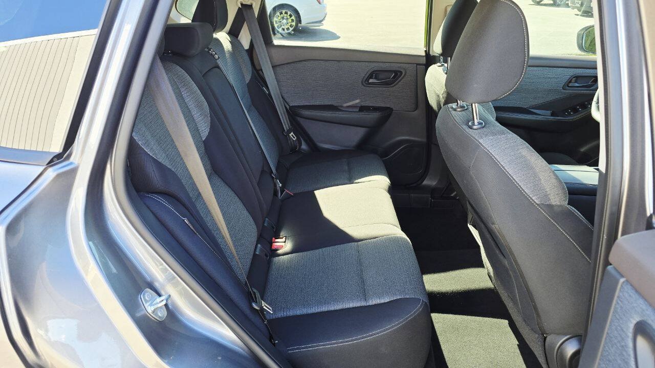 Used 2021 Nissan Rogue S AWD/4WD image 13