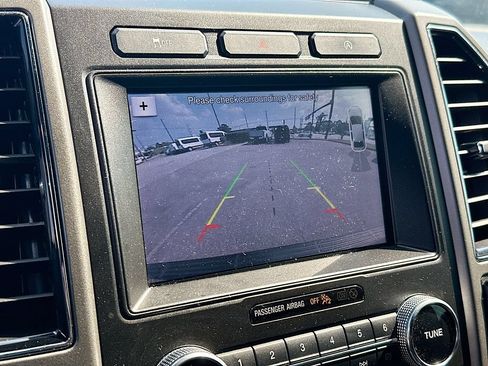Certified 2019 Ford Expedition XLT w/ Equipment Group 201A RWD image 23