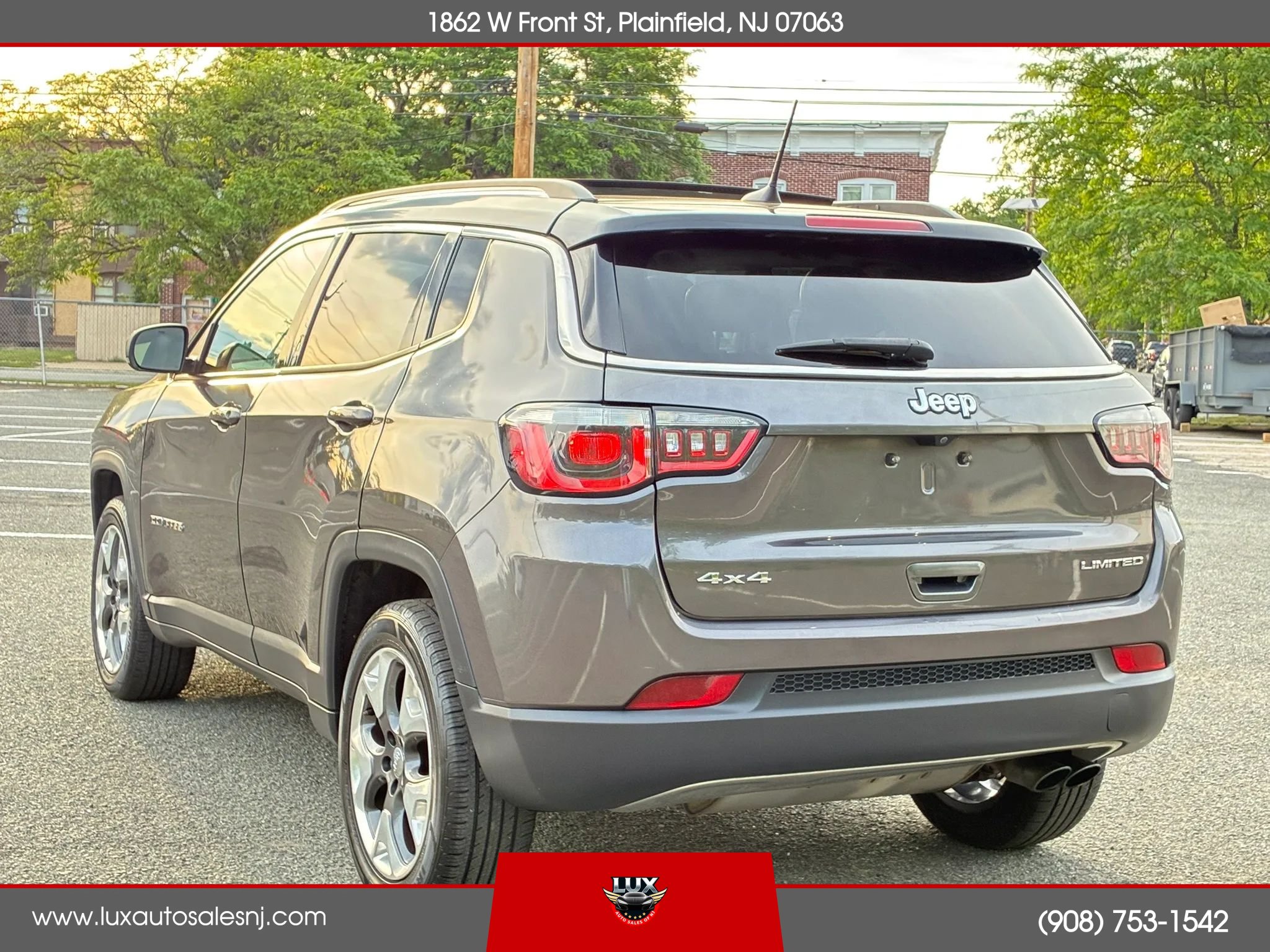 Used 2018 Jeep Compass Limited AWD/4WD image 3