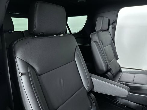 New 2026 Chevrolet Suburban LT w/ Comfort Package image 86