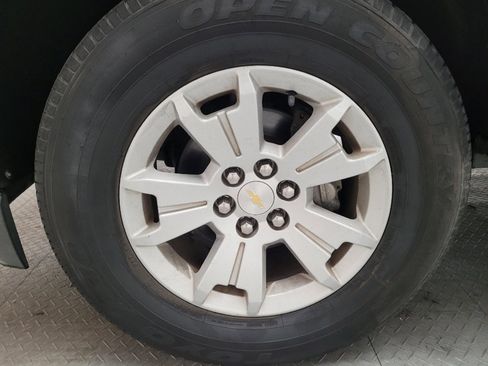 Used 2017 Chevrolet Colorado LT w/ LT Convenience Package image 31