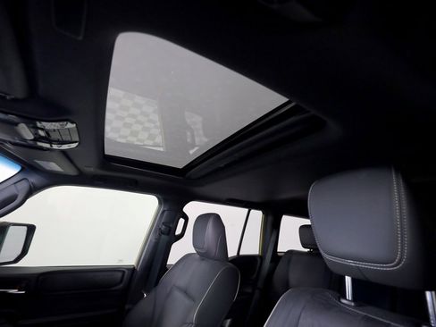 Used 2024 Toyota Land Cruiser image 18