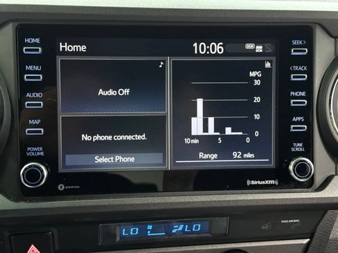 Used 2022 Toyota Tacoma TRD Sport w/ Technology Package AWD/4WD image 19