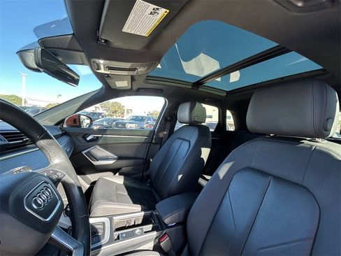 Used 2024 Audi Q3 2.0T Premium image 12