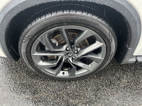 Used 2019 INFINITI QX50 Essential w/ Sensory Package image 25