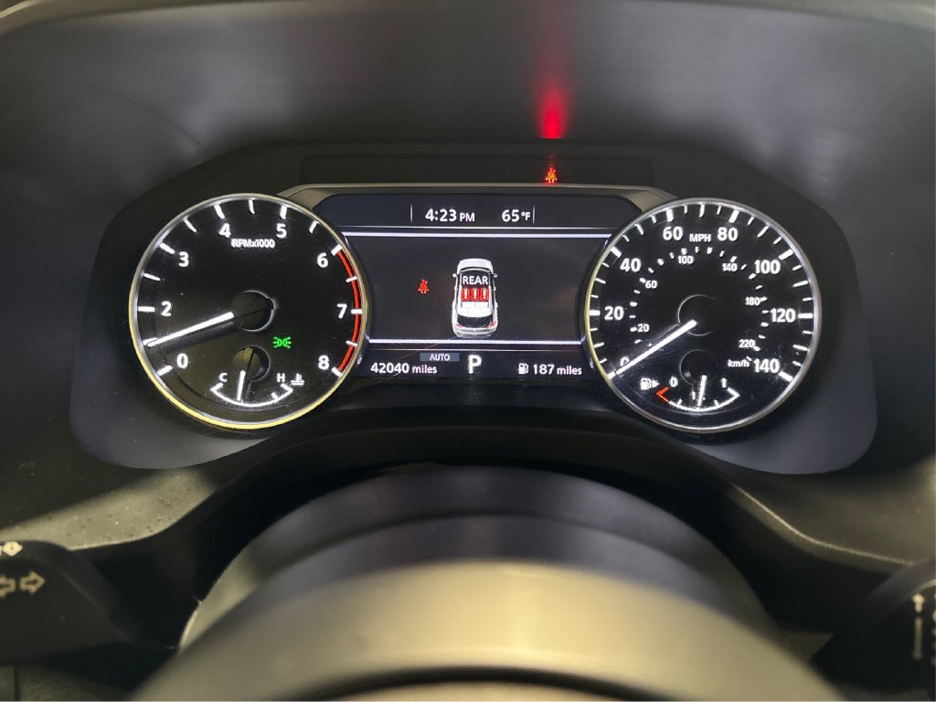 Used 2023 Nissan Rogue S AWD/4WD image 26