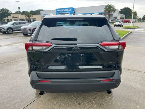 Used 2024 Toyota RAV4 XLE Premium FWD image 5