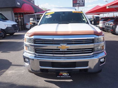 Used 2015 Chevrolet Silverado 2500 LT w/ LT Convenience Package RWD image 12
