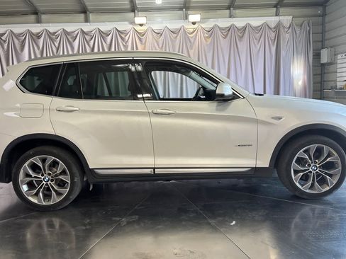 Used 2016 BMW X3 xDrive28i AWD/4WD image 9