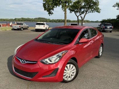 Used 2016 Hyundai Elantra SE