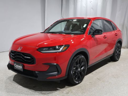 Certified 2025 Honda HR-V Sport image 7