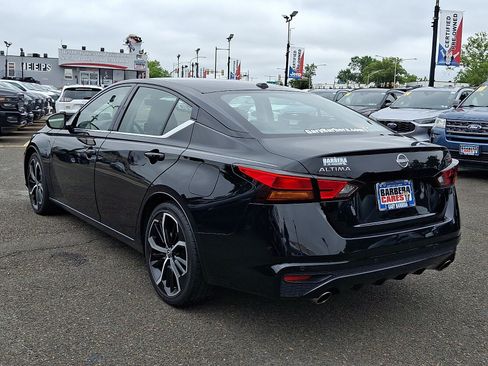 Used 2024 Nissan Altima 2.5 SR FWD image 4