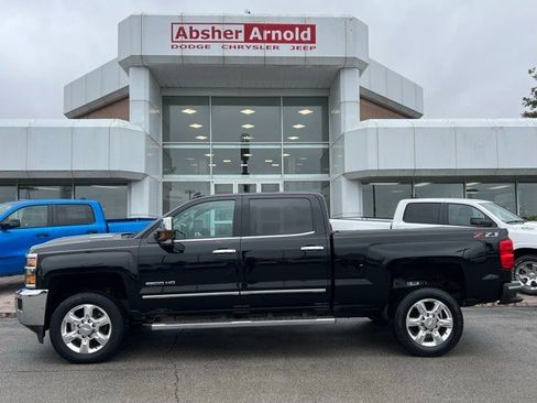 Used 2018 Chevrolet Silverado 2500 LTZ w/ Duramax Plus Package image 3