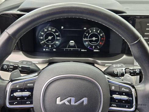 Certified 2023 Kia Sorento SX AWD/4WD image 32