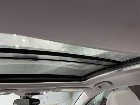 Used 2020 Chevrolet Malibu LT FWD image 18
