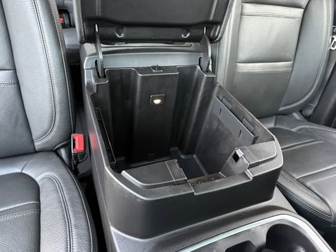 Used 2021 GMC Sierra 3500 Denali w/ Denali Ultimate Package image 25