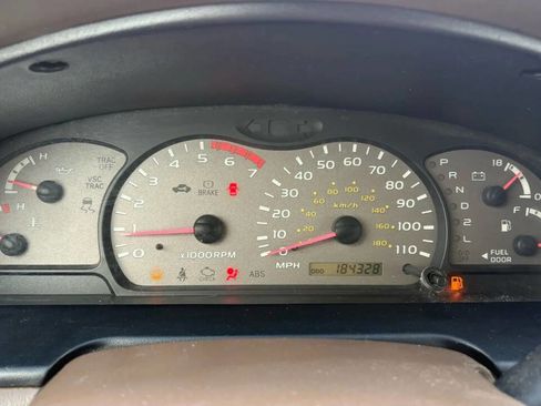 Used 2004 Toyota Sequoia SR5 image 13