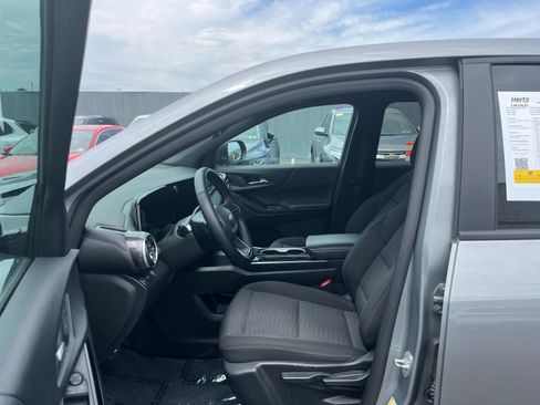 Used 2025 Chevrolet Equinox LT FWD image 26