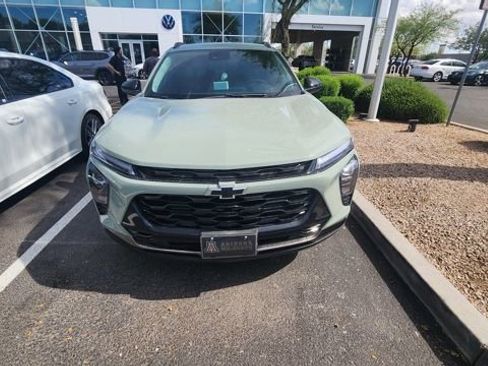 Used 2024 Chevrolet Trax ACTIV w/ Driver Confidence Package image 4