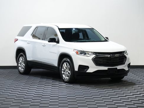 Used 2020 Chevrolet Traverse L FWD image 5
