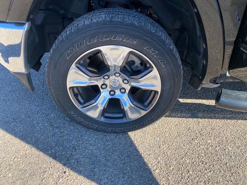 Used 2022 RAM 1500 Laramie AWD/4WD image 27