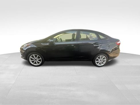 Used 2019 Ford Fiesta SE w/ Equipment Group 201A FWD image 3