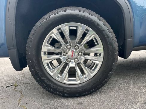 Used 2025 GMC Sierra 1500 Denali w/ Technology Package AWD/4WD image 18