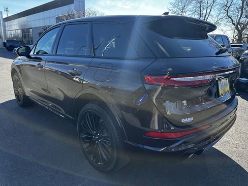 Certified 2023 Lincoln Corsair Standard w/ Equipment Group 101A image 7