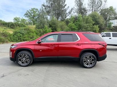 Used 2022 Chevrolet Traverse LT