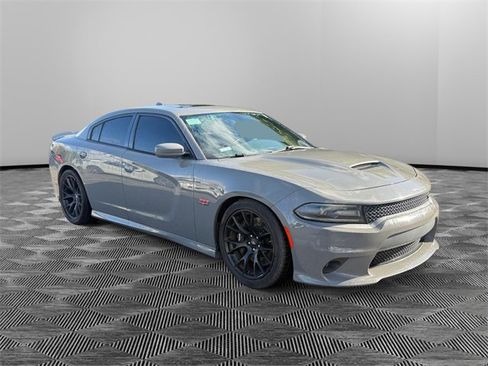 Used 2017 Dodge Charger R/T Scat Pack w/ Dynamics Package image 3