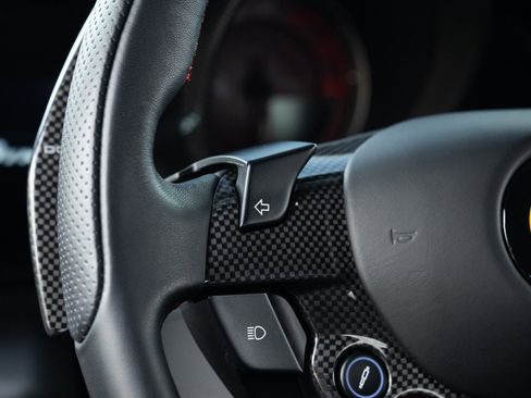 Used 2022 Ferrari F8 Tributo image 44