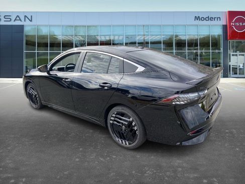 New 2026 Nissan Sentra SR image 6