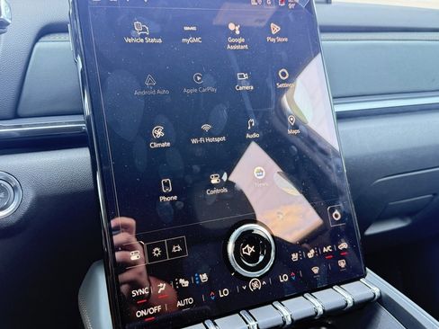 New 2026 GMC Terrain AT4 w/ Convenience Package III image 27