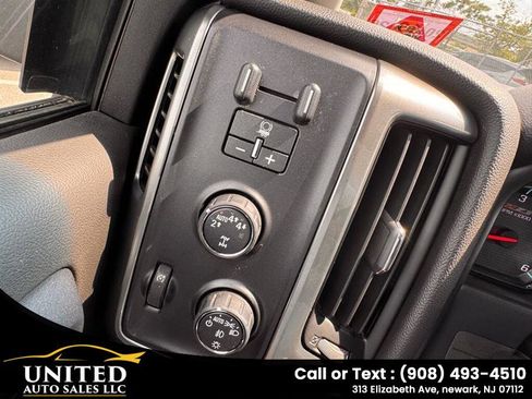 Used 2019 Chevrolet Silverado 1500 LT w/ All Star Edition image 17