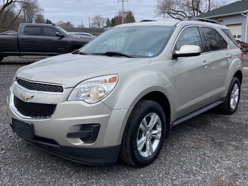 Used 2013 Chevrolet Equinox LT w/ Driver Convenience Package image 2