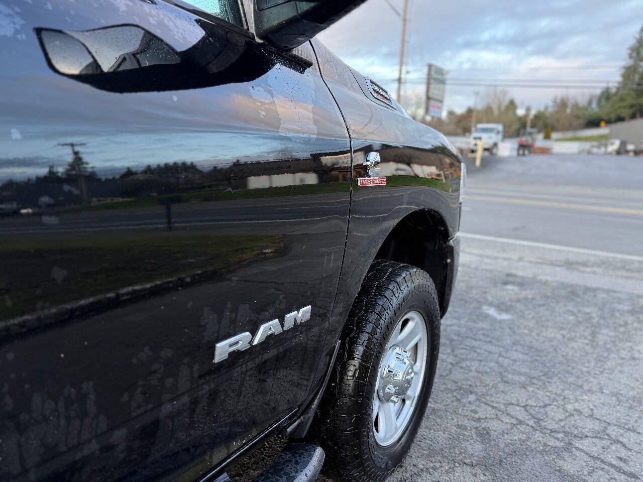 Used 2020 RAM 3500 Tradesman AWD/4WD image 13
