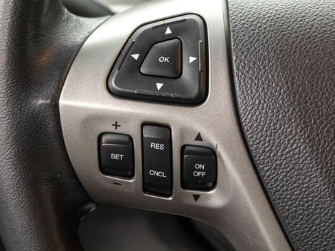 Used 2014 Ford Taurus SEL w/ Equipment Group 201A image 15