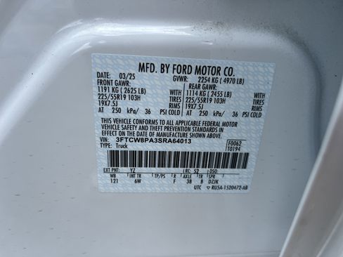 Used 2025 Ford Maverick Lobo AWD/4WD image 11