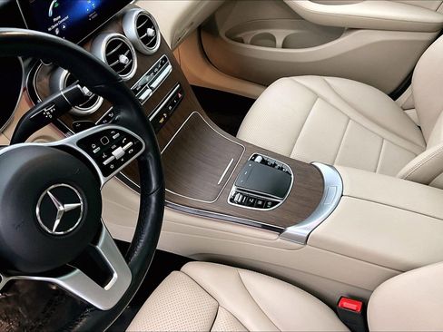 Certified 2022 Mercedes-Benz GLC 300 4MATIC image 15
