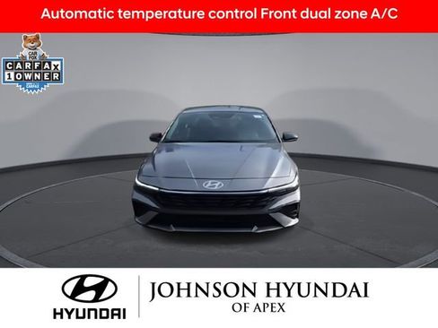 Certified 2025 Hyundai Elantra Sport image 3