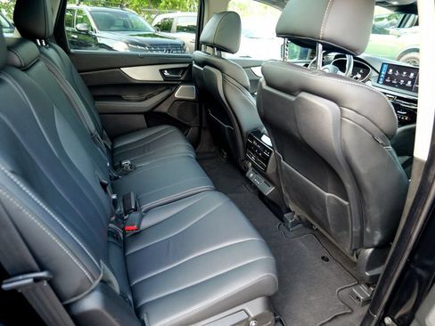 Used 2025 Acura MDX SH-AWD w/ Technology Package image 32