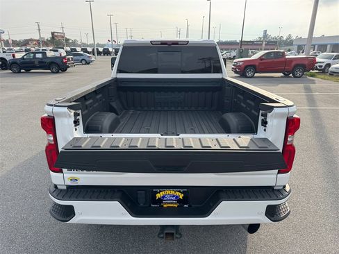 Used 2024 Chevrolet Silverado 2500 High Country w/ Max Trailering Package image 17