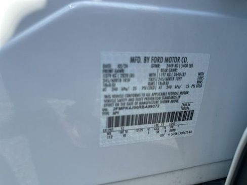 Used 2024 Ford Edge SEL image 23