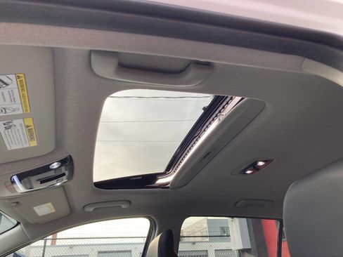 Used 2023 Kia Niro Wave w/ Wave Preserve Package image 19